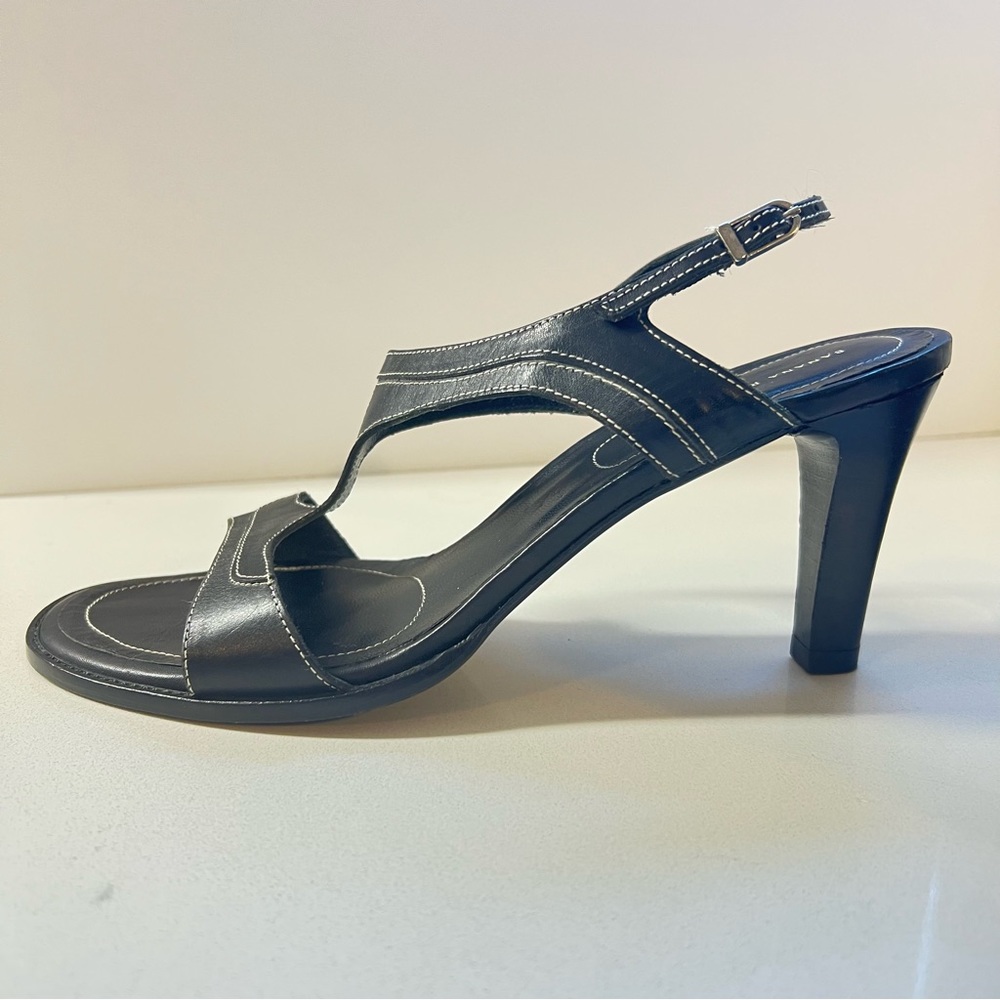 Banana Republic vintage sandals with 3.5 inch heel size 7